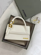 JACQUEMUS WHITE ( Medium)