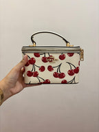 Coach Signature Canvas Vanity - Cherry